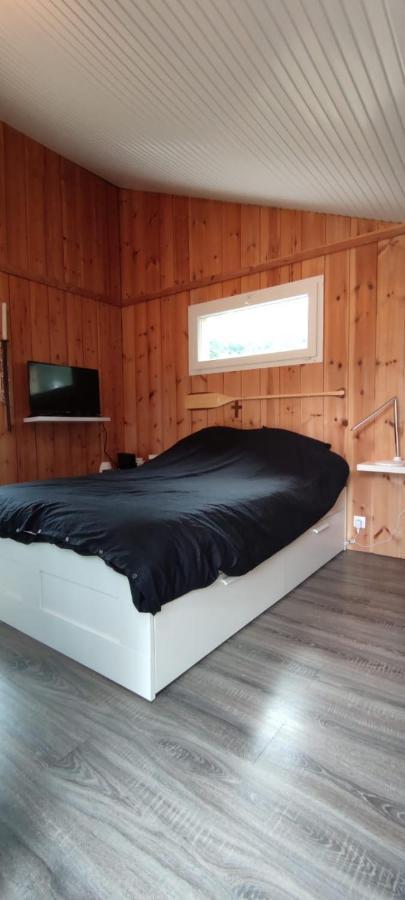 Chalet Du Bonheur - La Jenny Naturist Area Le Porge Eksteriør bilde